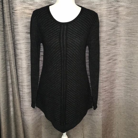 AGB BLACK SMALL LONG SLEEVED SWEATER - Picture 1 of 7